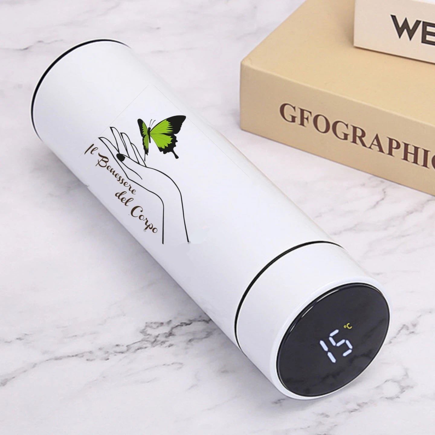 Smart vacuum insulated water bottle with temperature display and stainless steel body